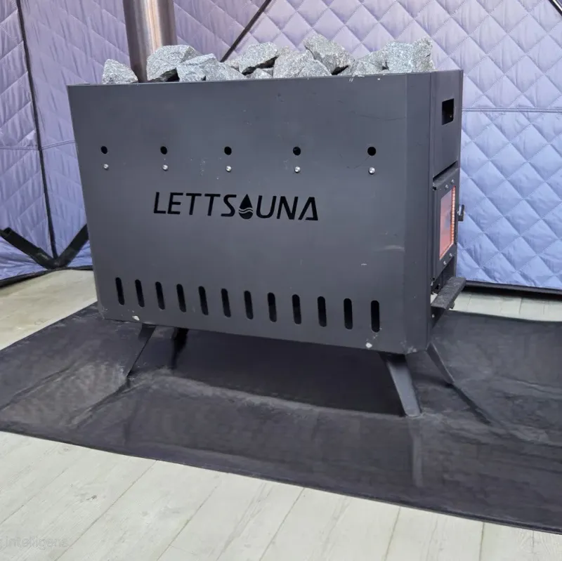 Badstutelt Lauvset. Ink. Vedovn, badstustein og termometer.